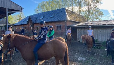 Sortie à la ferme - Section scolaire Équitation