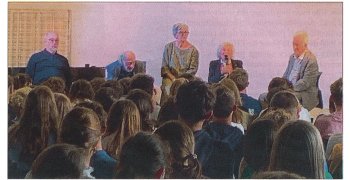 Frania, rescapée du camp d'Auschwitz à la rencontre des collégiens